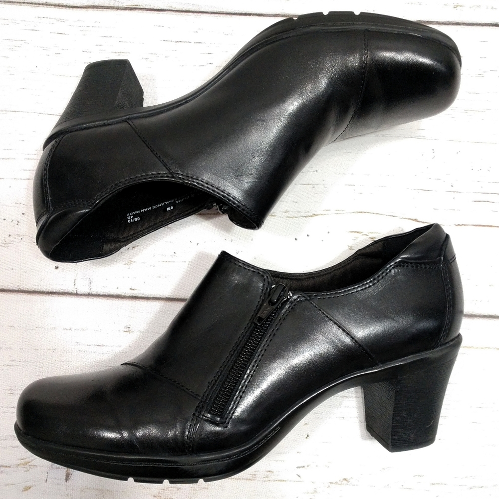 Clarks Bendables Women's Leather Heeled Booties 9M - Picture 3 of 10